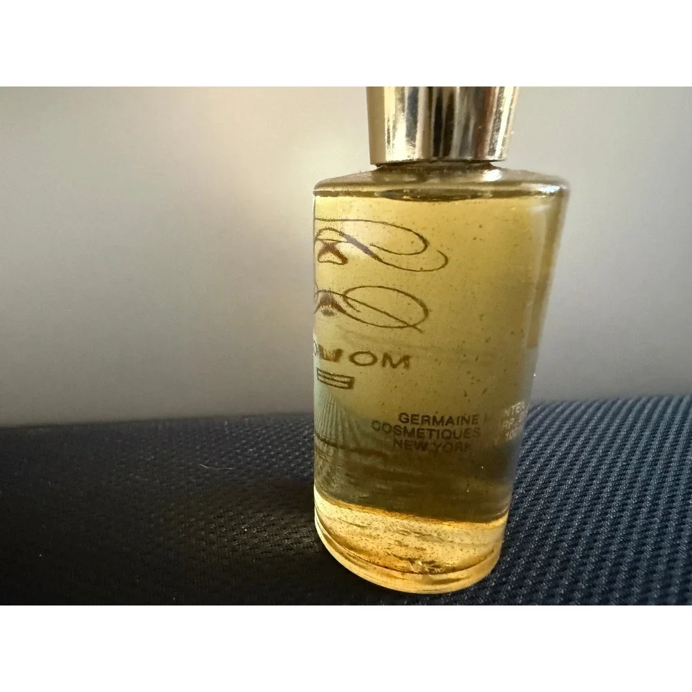 Germaine Monteil vintage royal